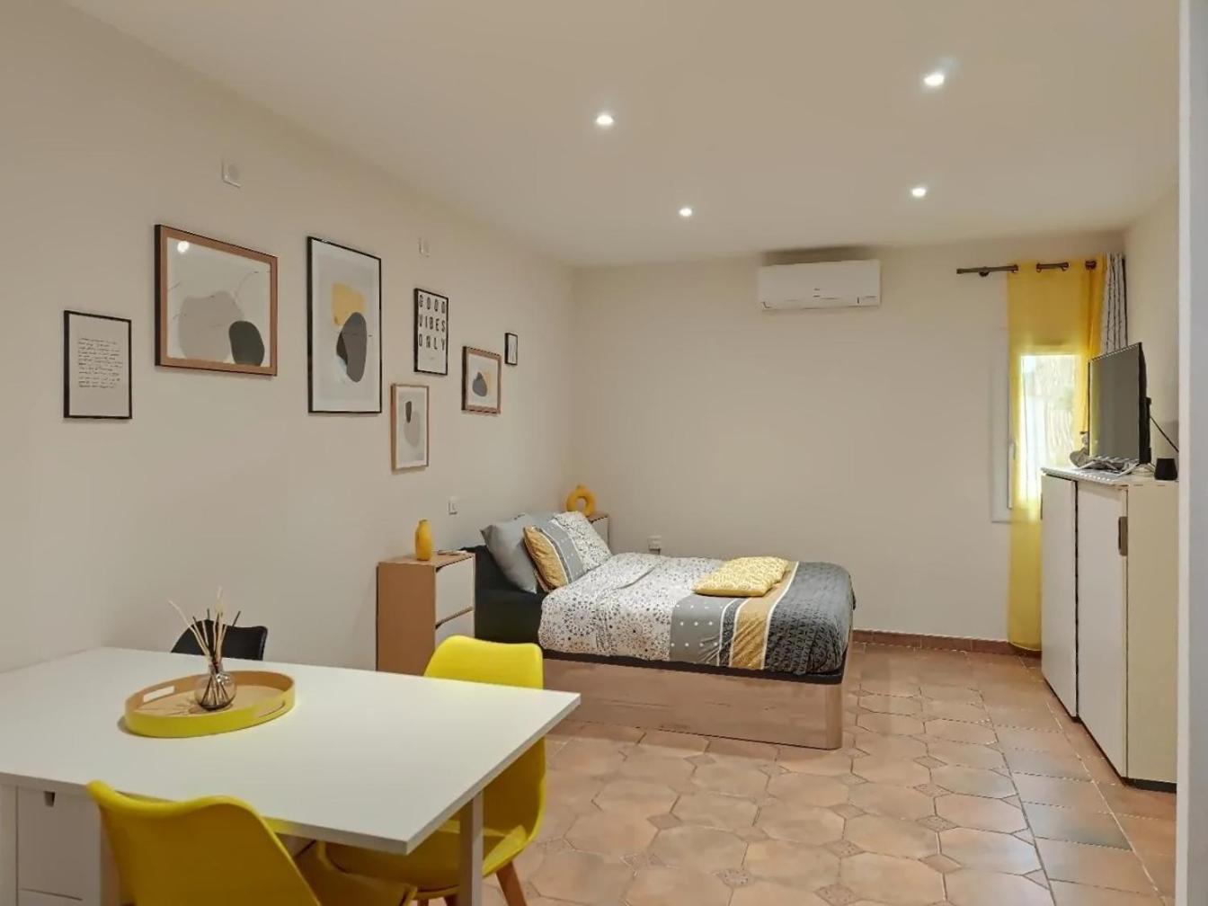 Villa Cabanon Provencal à Rochefort-du-Gard Extérieur photo